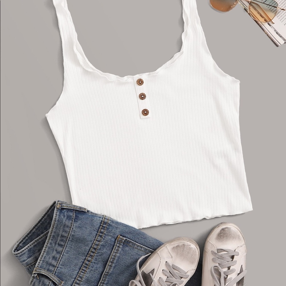 Ribbed Button crop top